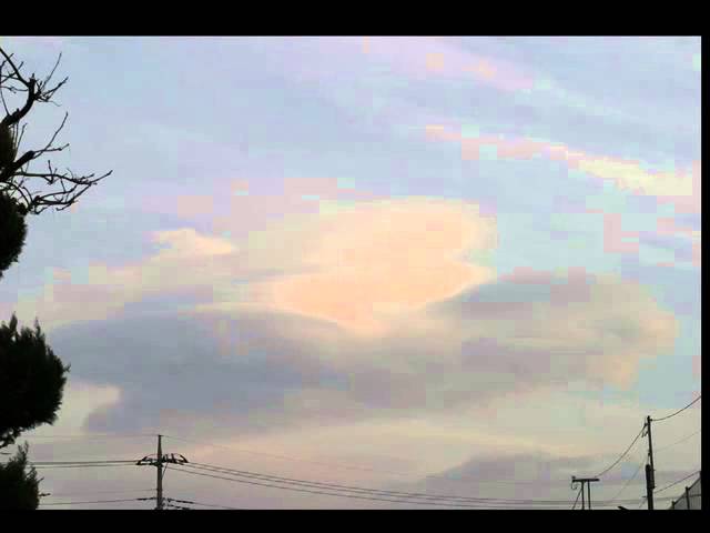 【ケムトレイル 資料室】 (2009.12.9) 富士の不思議な雲 (1)