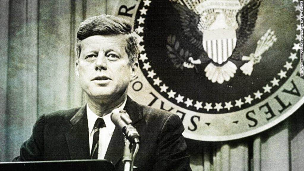ケネディに関する陰謀論…闇に葬られたアメリカの通貨発行権の真相、CIA極秘情報で掴んだケネディ事件の衝撃事実、UFOとエイリアンについてケネディが残したCIAへの依頼