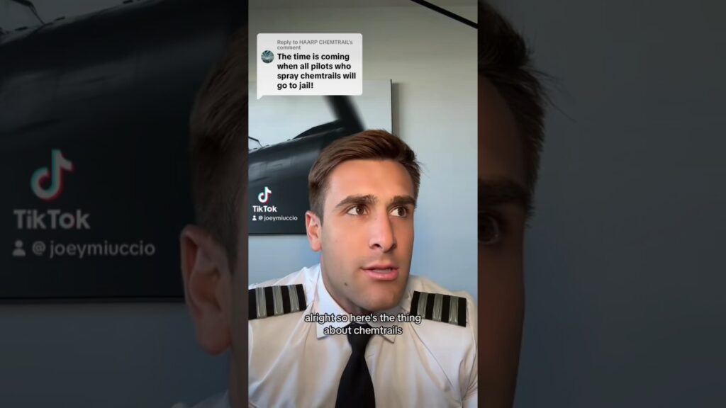 Airline pilot talks about chemtrails. #airlinepilot #pilotlife #chemtrails #contrails #pilot