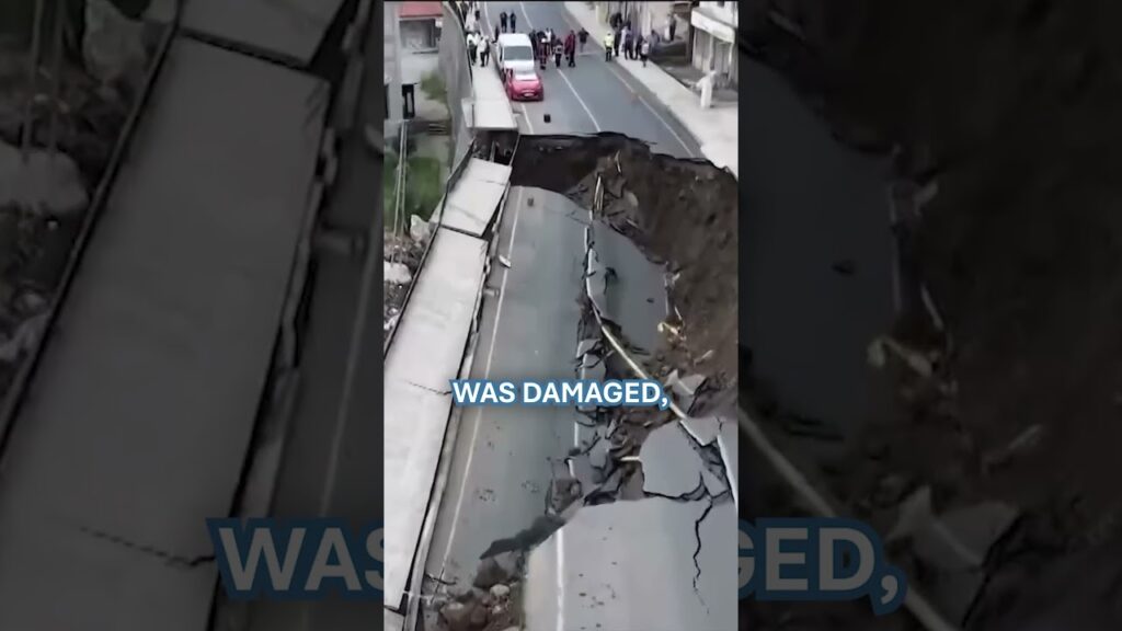 Road Collapse in Rize Highlights Urban Excavation Risks