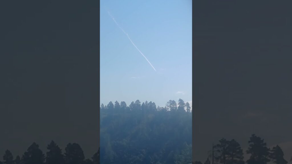 #geoengineering/HAARP/Operation silver veil* ☝️👁🫵✈️